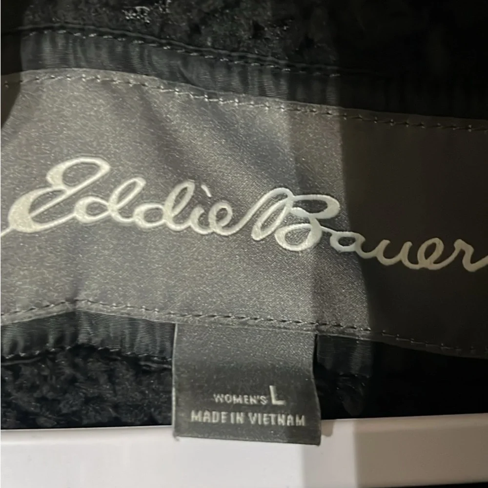 Women's Lodge Cascadian Down Parka, Size- Medium - Picture 6 of 13